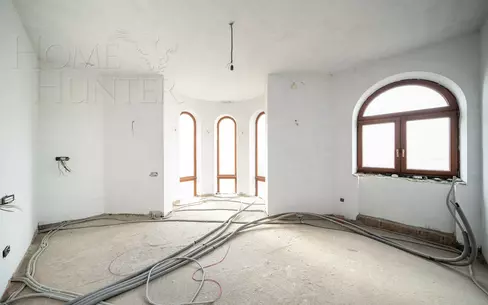 3-этажный коттедж 1 200 м² без отделки