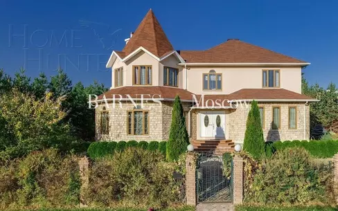 2-этажный коттедж 550 м² с отделкой