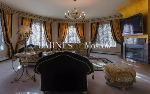 2-этажный коттедж 550 м² с отделкой