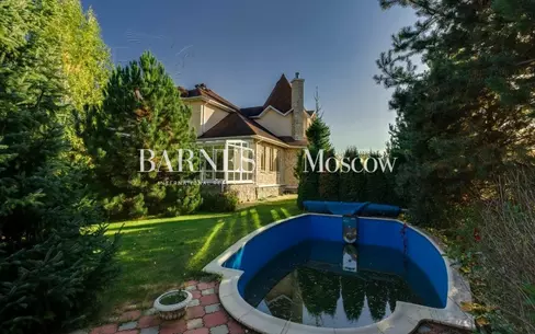 2-этажный коттедж 550 м² с отделкой