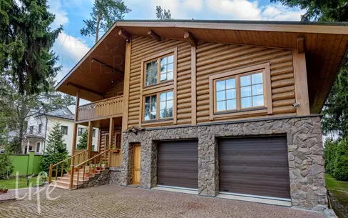 2-этажный коттедж 450 м² с отделкой