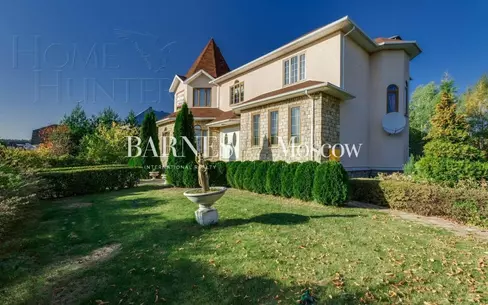 2-этажный коттедж 550 м² с отделкой