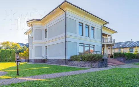 2-этажный коттедж 740 м² с отделкой