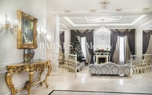 2-этажный коттедж 1 000 м² с отделкой