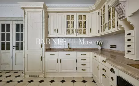 4-КОМН. КВАРТИРА С ОТДЕЛКОЙ 177.6 М² НА 10 ЭТАЖЕ