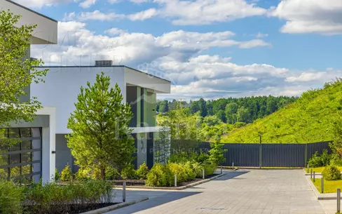 2-этажный коттедж 347 м² с отделкой