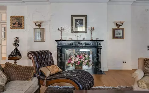 2-этажный коттедж 2 800 м² с отделкой