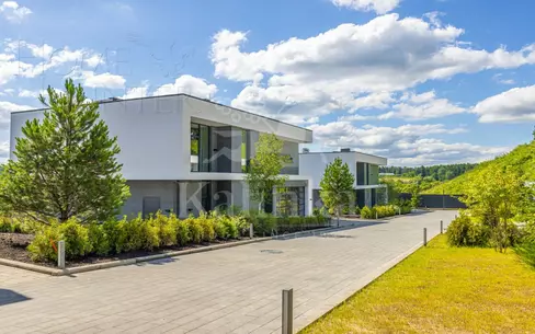 2-этажный коттедж 384 м² без отделки