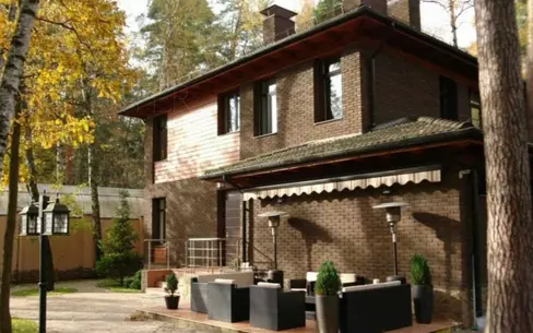 2-этажный коттедж 450 м² с отделкой