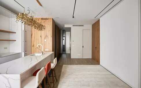 3-КОМН. КВАРТИРА С ОТДЕЛКОЙ 100 М² НА 15 ЭТАЖЕ