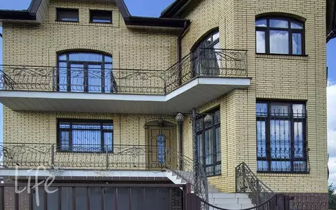 2-этажный коттедж 480 м² с отделкой