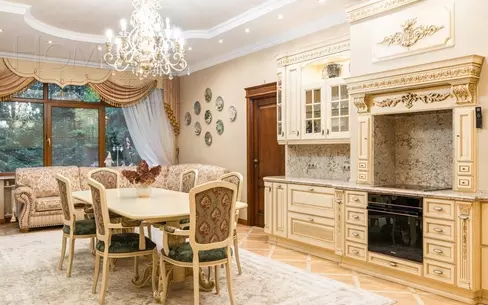 2-этажный коттедж 900 м² с отделкой