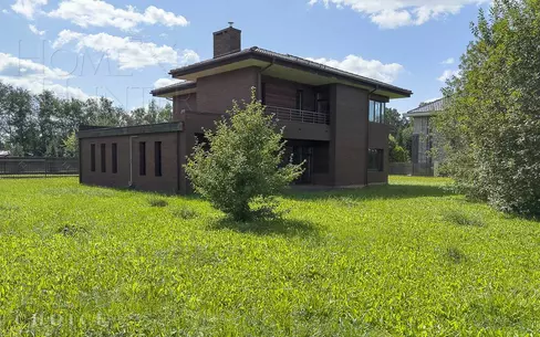 2-этажный коттедж 352.54 м² без отделки