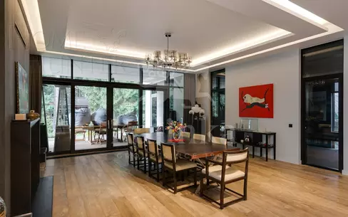 2-этажный коттедж 655 м² с отделкой