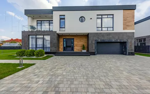 2-этажный коттедж 450 м² с отделкой