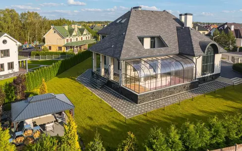 2-этажный коттедж 870 м² с отделкой