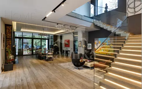 2-этажный коттедж 655 м² с отделкой