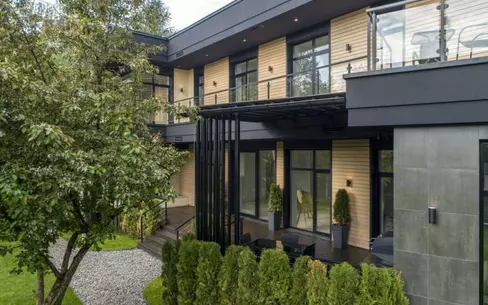 2-этажный коттедж 646 м² с отделкой