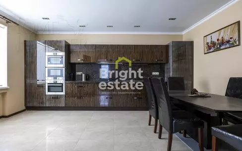 2-этажный коттедж 220 м² с отделкой