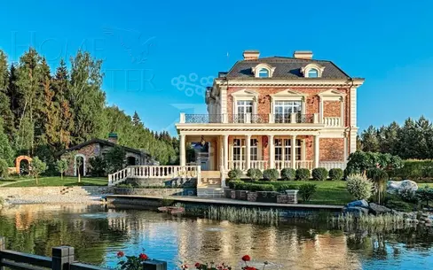 2-этажный коттедж 2 327 м² без отделки