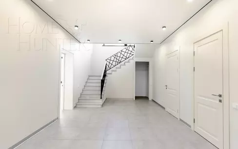 2-этажный коттедж 484.1 м² с отделкой