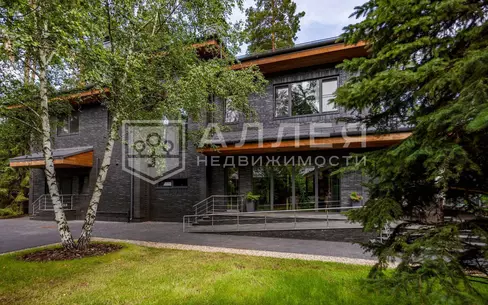 2-этажный коттедж 440 м² с отделкой