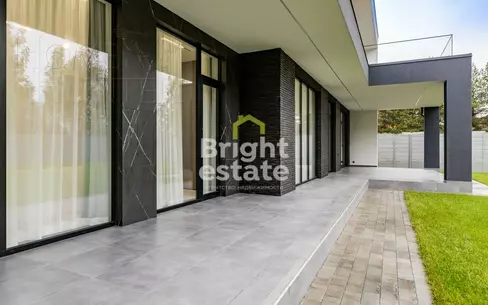 2-этажный коттедж 604 м² с отделкой