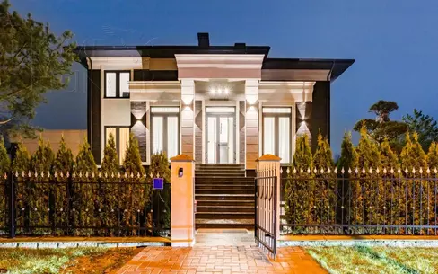 2-этажный коттедж 627.9 м² с отделкой