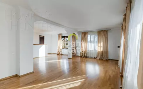 3-этажный коттедж 380 м² с отделкой