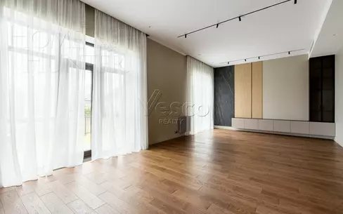 2-этажный коттедж 335 м² с отделкой