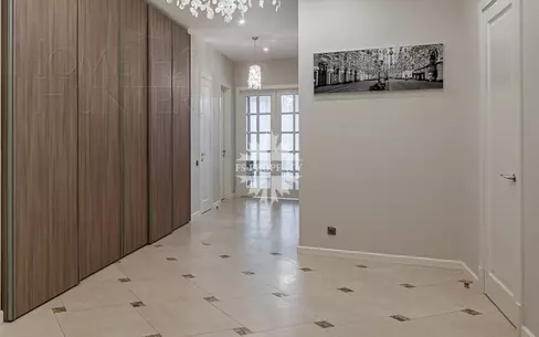 5-КОМН. КВАРТИРА С ОТДЕЛКОЙ 240 М² НА 5 ЭТАЖЕ