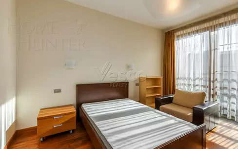 5-КОМН. КВАРТИРА С ОТДЕЛКОЙ 214.2 М² НА 2 ЭТАЖЕ