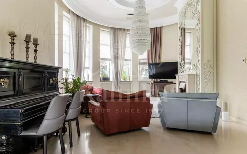 2-этажный таунхаус 450 м² с отделкой