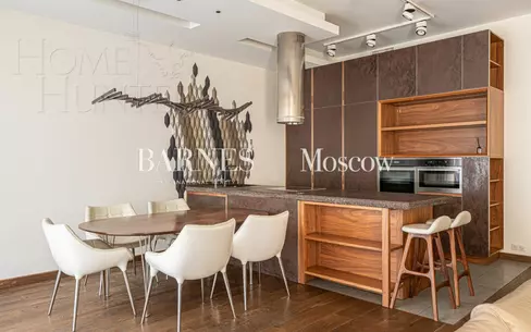 2-УРОВНЕВЫЙ ТАУНХАУС С ОТДЕЛКОЙ 236 М² НА 1 ЭТАЖЕ