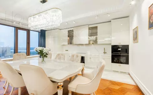 3-КОМН. КВАРТИРА С ОТДЕЛКОЙ 106 М² НА 18 ЭТАЖЕ