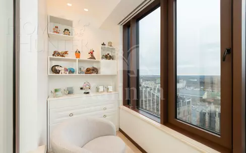 3-КОМН. КВАРТИРА С ОТДЕЛКОЙ 106 М² НА 18 ЭТАЖЕ