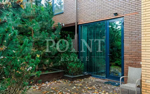 2-этажный таунхаус 400 м² с отделкой