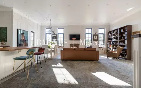 2-этажный коттедж 200.4 м² с отделкой