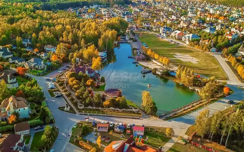 Участок 11.4 сот. в охраняемом поселке