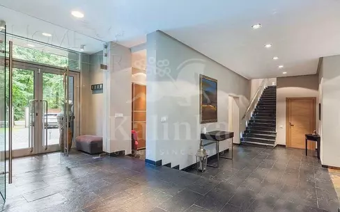 2-этажный коттедж 640 м² с отделкой