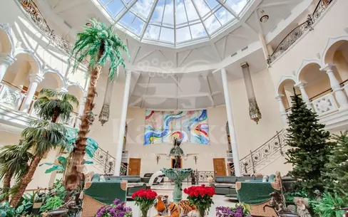 4-этажный коттедж 1 352 м² с отделкой