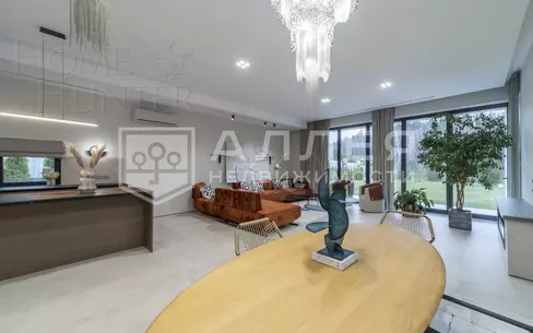 2-этажный коттедж 350 м² с отделкой