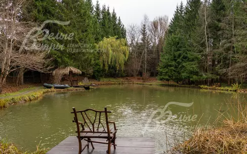 2-этажный коттедж 1 100 м² с отделкой