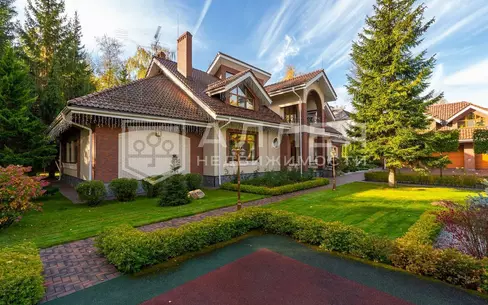 2-этажный коттедж 750 м² с отделкой