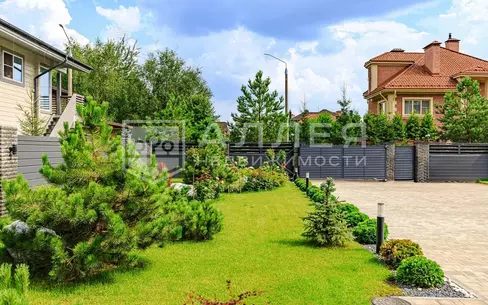 2-этажный коттедж 540 м² с отделкой