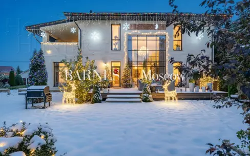 2-этажный коттедж 328 м² с отделкой