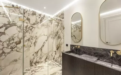 3-КОМН. АПАРТАМЕНТЫ С ОТДЕЛКОЙ 83.6 М² НА 22 ЭТАЖЕ