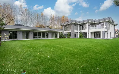 2-этажный коттедж 1 234 м² без отделки