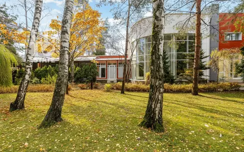 2-этажный коттедж 711 м² с отделкой