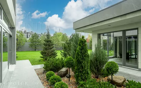 2-этажный коттедж 1 234 м² без отделки